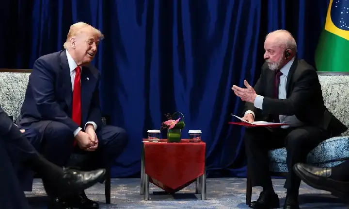 Lula e Trump se encontram na Malásia e iniciam negociações para resolver tensões comerciais