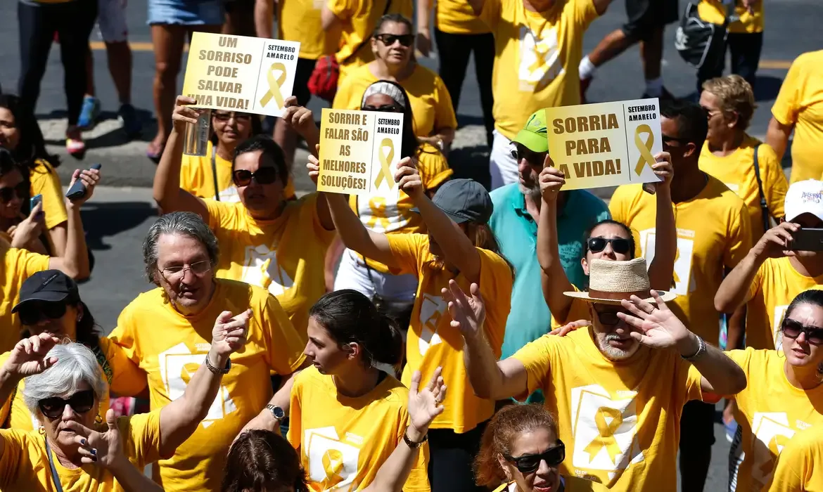 Estudo global revela ligação direta entre consumo de álcool e risco de suicídio