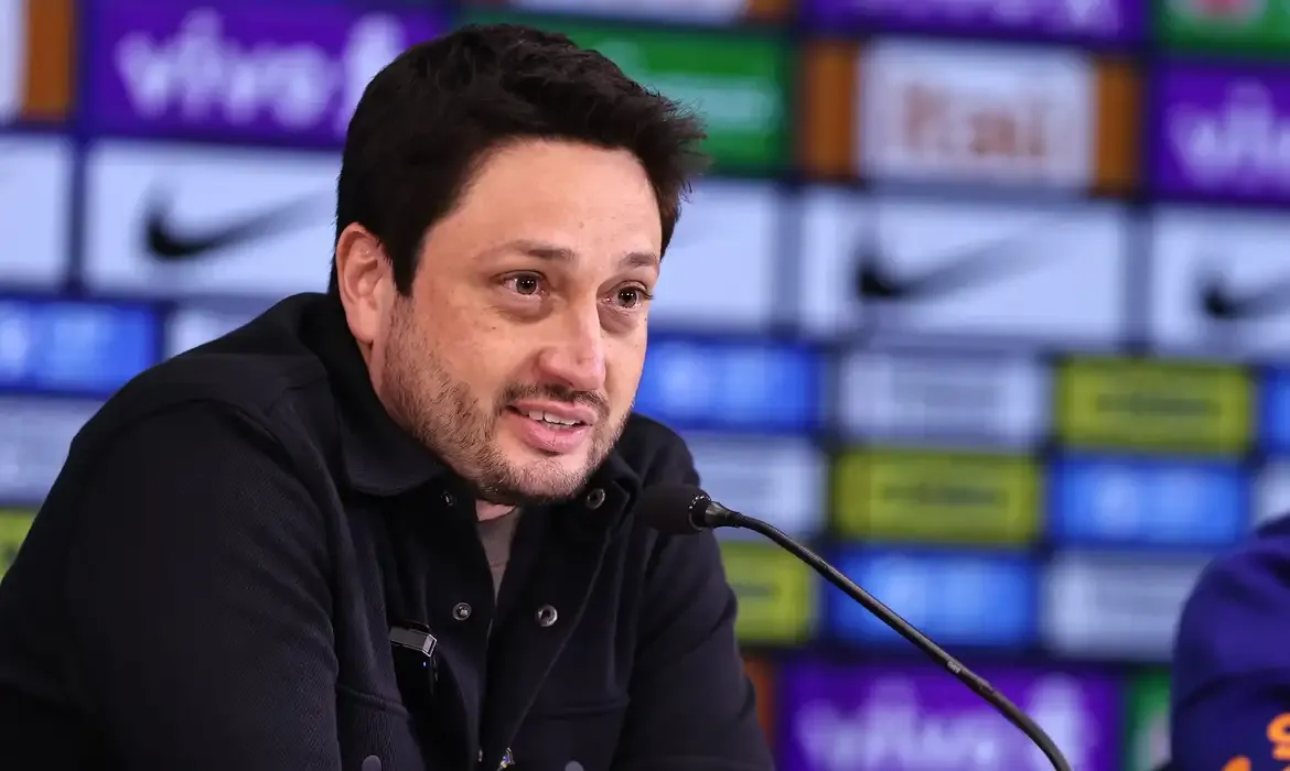 Arthur Elias convoca 23 jogadoras para amistosos contra Inglaterra e Itália