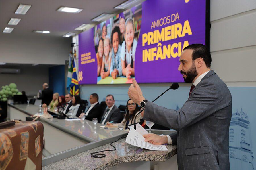 Câmara celebra defensores da primeira infância em solenidade especial