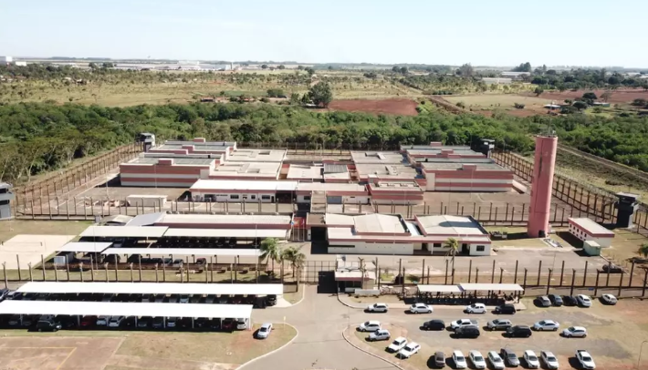 Campo Grande vira destino de chefões do Comando Vermelho ao lado de Marcinho VP após transferência de dez líderes