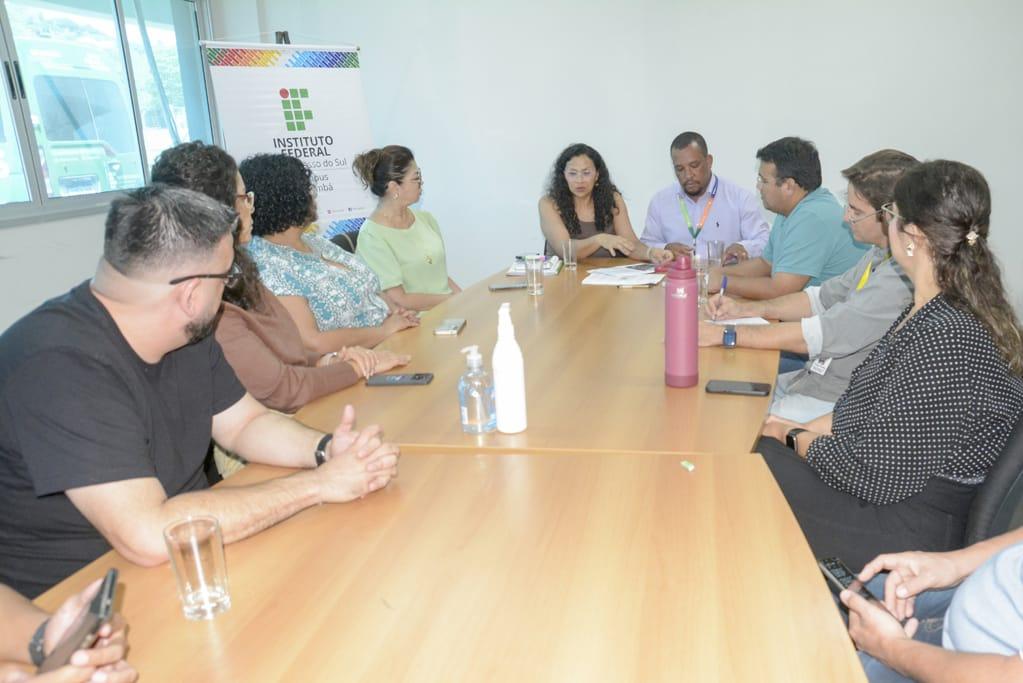 Corumbá adere a programa nacional para fortalecer proteção a idosos