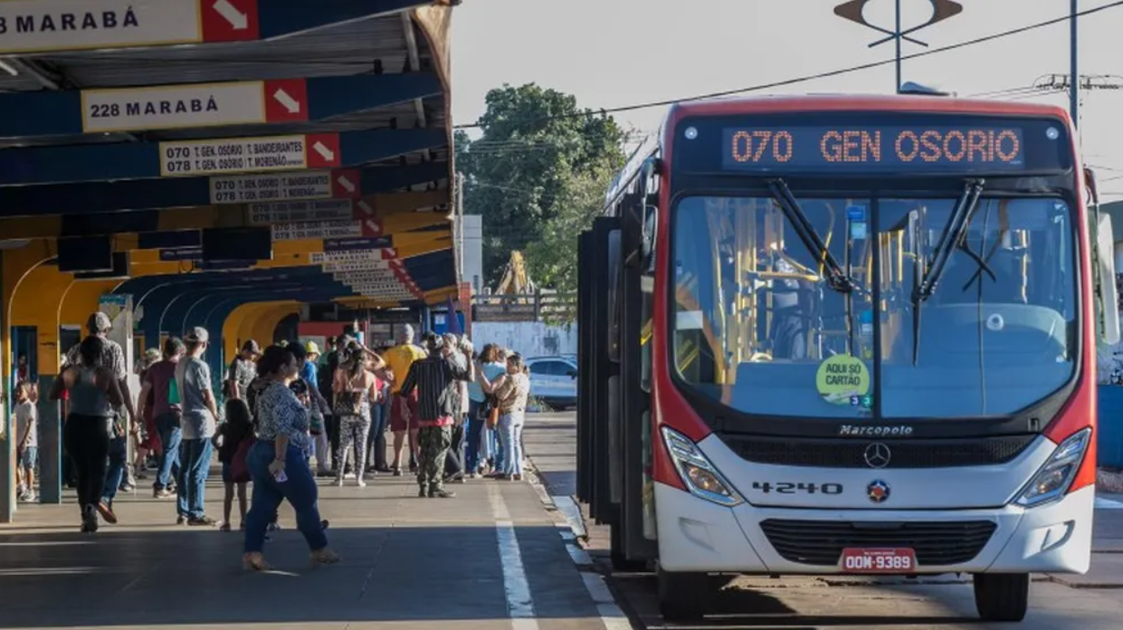 Cresce suspeita de que paralisação de motoristas de ônibus tenha sido forjada