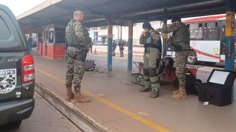 Idoso mascarado abandona supostas bombas e Terminal Morenão é isolado
