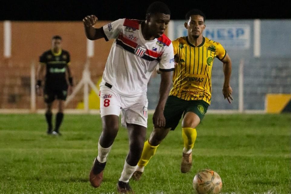Taveirópolis goleia São Gabriel e conquista primeira vitória na Série B de MS