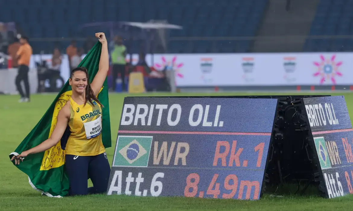 Wanna Brito e Antônia Keyla conquistam ouros e quebram recordes no Mundial