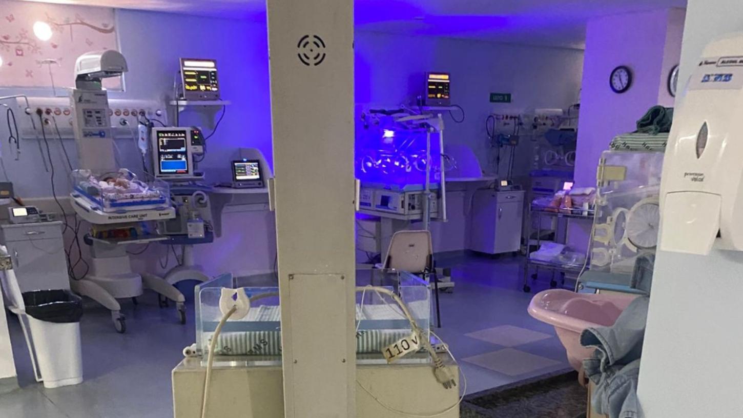 Falha no ar-condicionado causa calor extremo e preocupação na UTI Neonatal do HRMS