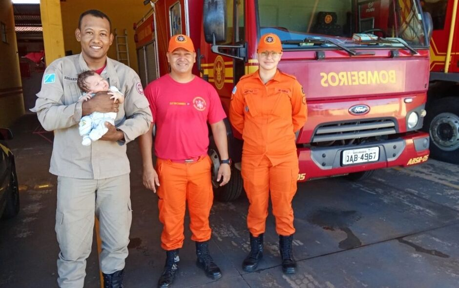 Bebê que morria engasgado é salvo por Bombeiros em Ivinhema