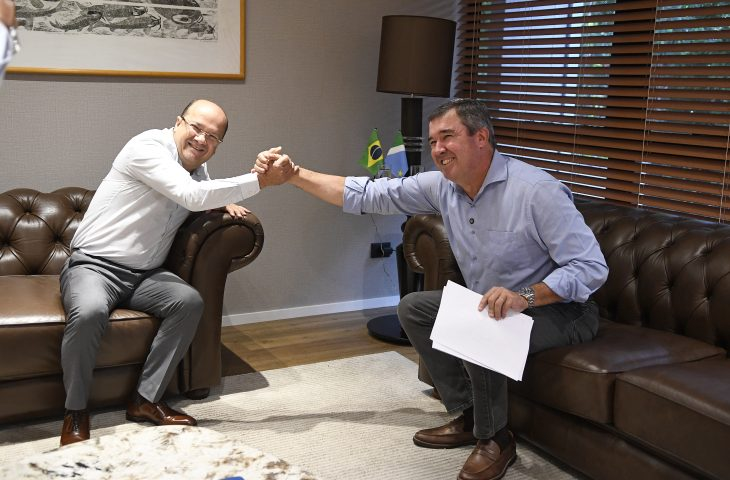 Riedel volta de férias e agradece Barbosinha pelo trabalho desenvolvido