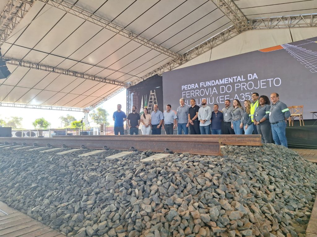 Arauco dá pontapé inicial em construção de primeira ferrovia shortline do Brasil, que ligará fábrica à malha férrea