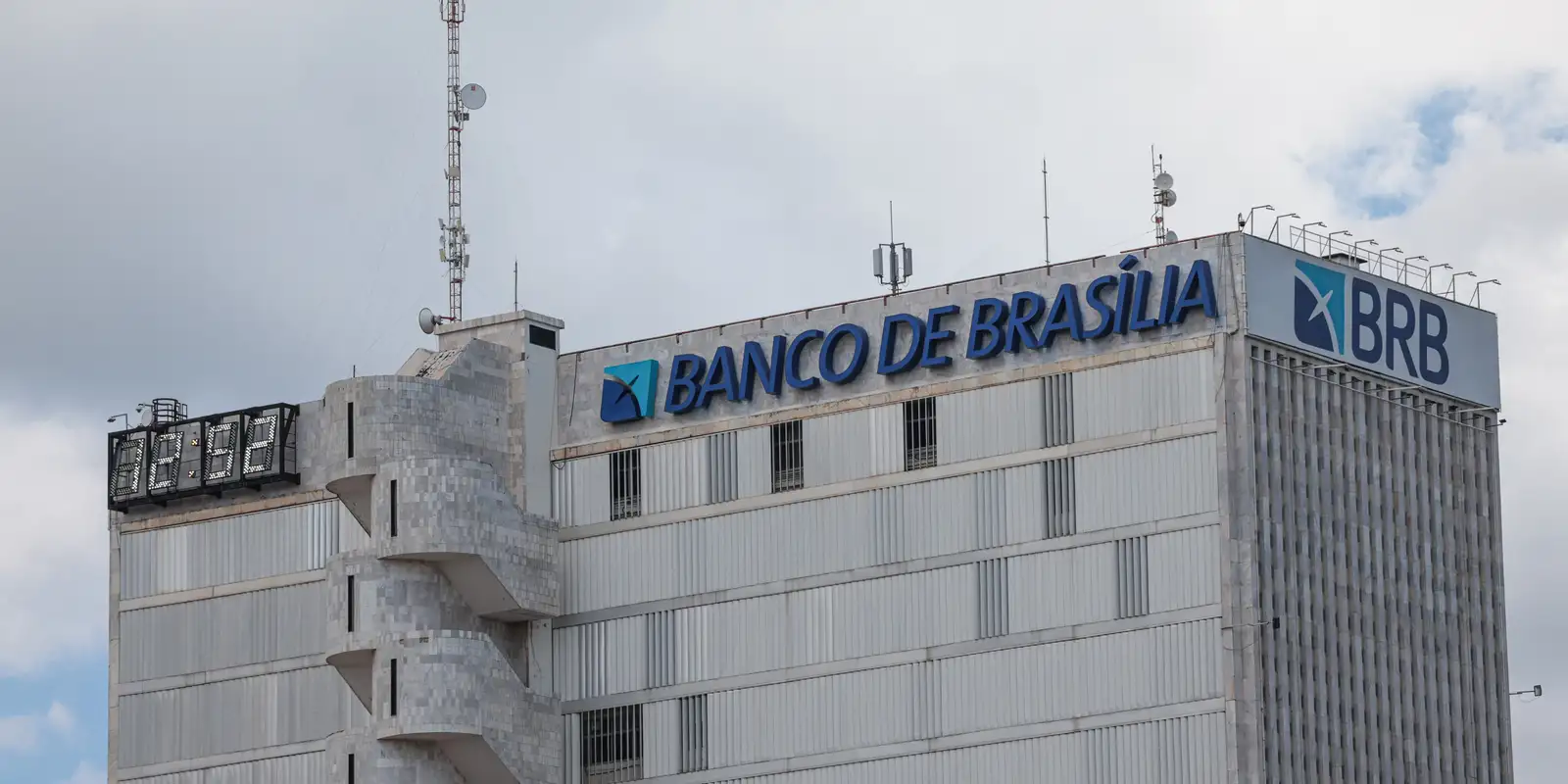 BRB diz ter encontrado “achados relevantes” sobre caso do Banco Master