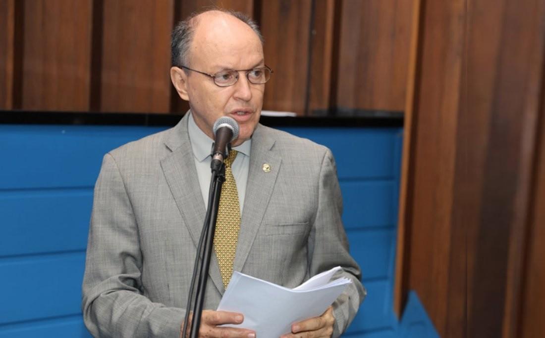 Junior Mochi solicita implantação do turno matutino do curso de Direito da UEMS em Naviraí