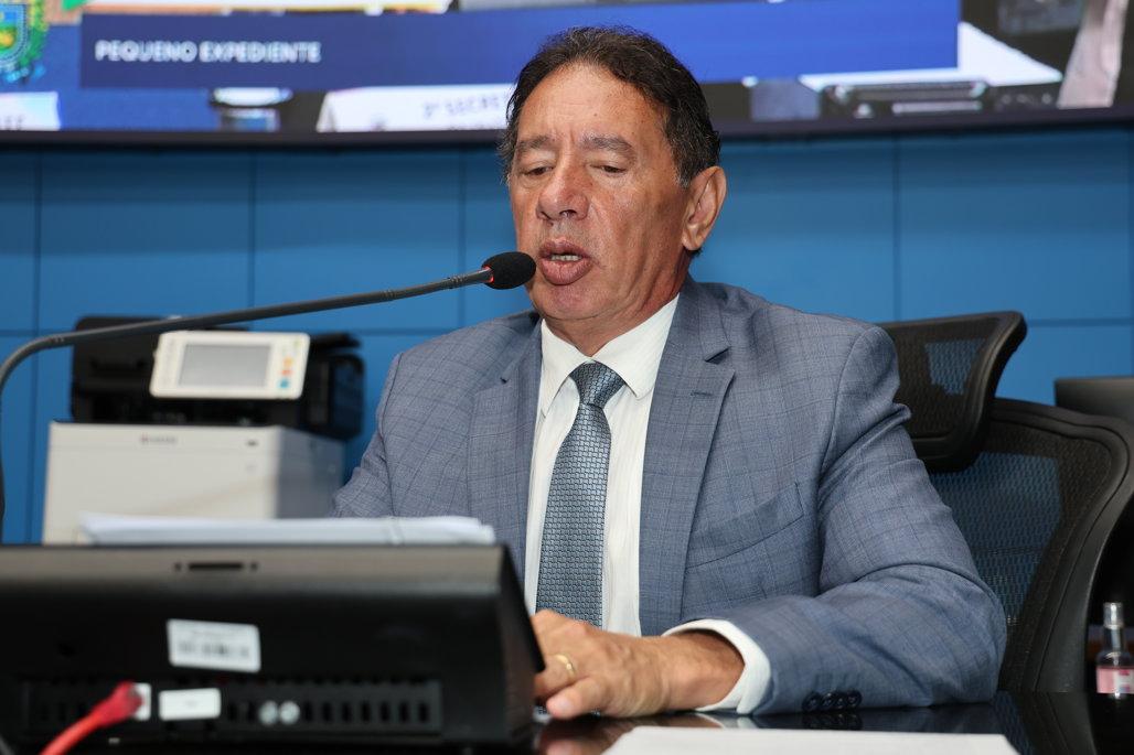 Gerson Claro solicita construção de ponte de concreto sobre o Rio Indaiazão em Cassilândia