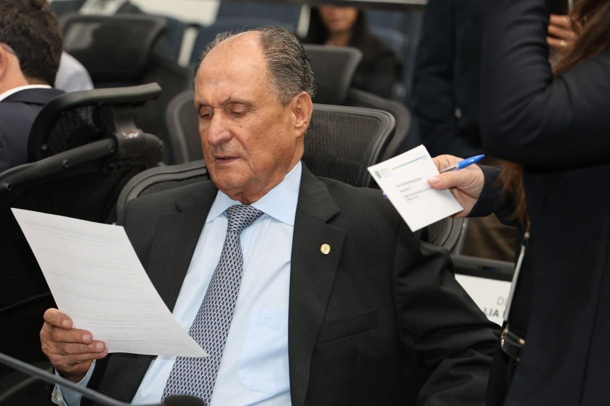 Investimentos articulados por Zé Teixeira garantem avanços na saúde e infraestrutura