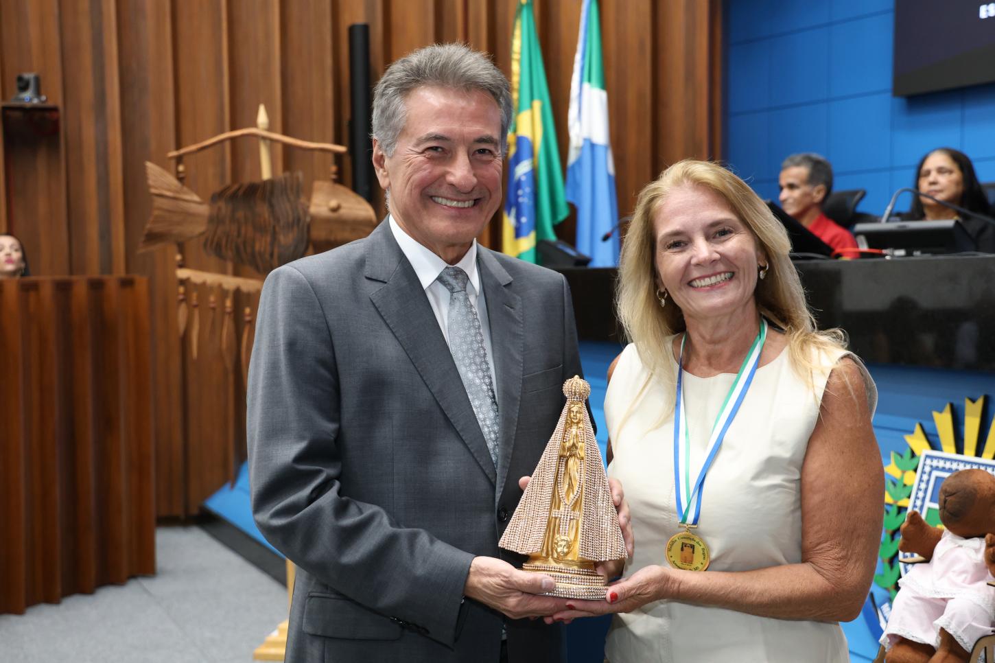 Lídia Cabrioti tem alma de educadora e coração de voluntária.