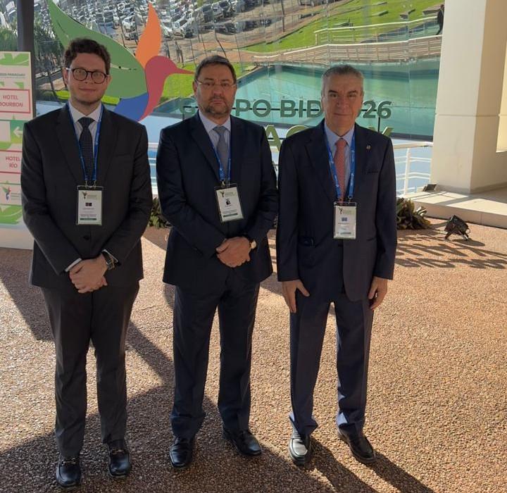 O presidente da Fiems, Sérgio Longen, e o diretor de relações internacionais, Aurélio Rolim Rocha, também participam do encontro com Peña