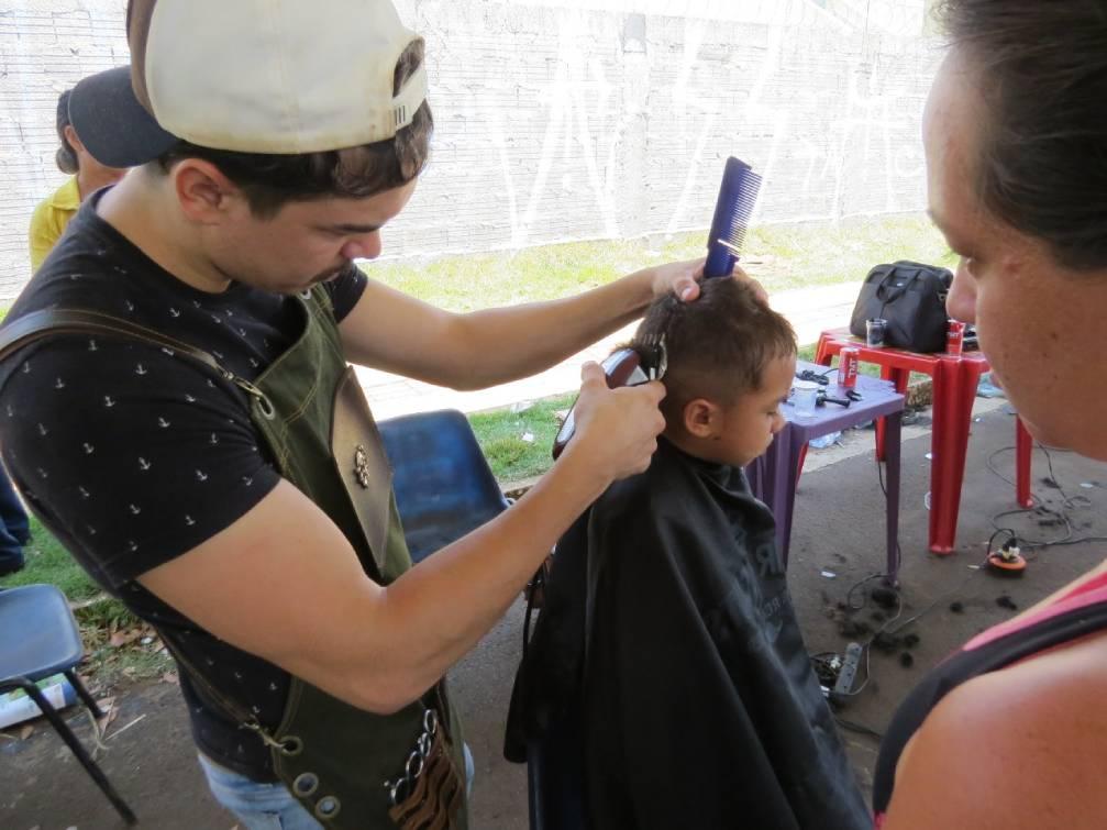 Funsat oferece curso gratuito de barbeiro na unidade das Moreninhas com início em maio