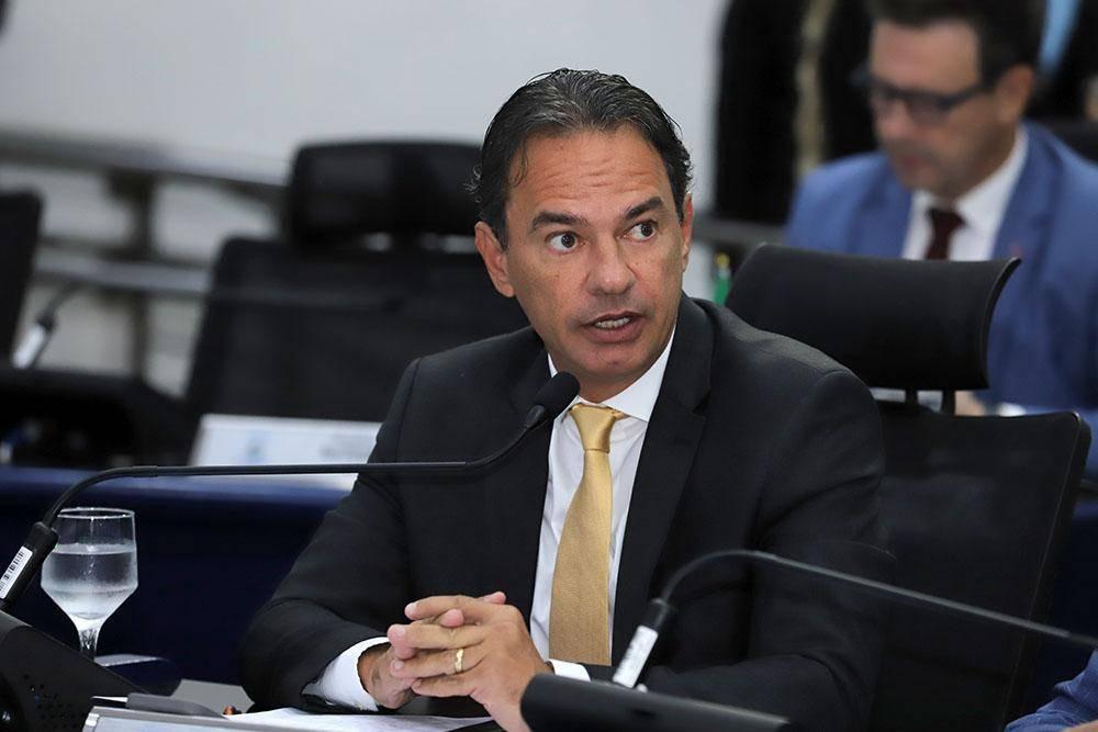 Marquinhos Trad vai para o PV e lança pré-candidatura a deputado federal em último dia de janela partidária 