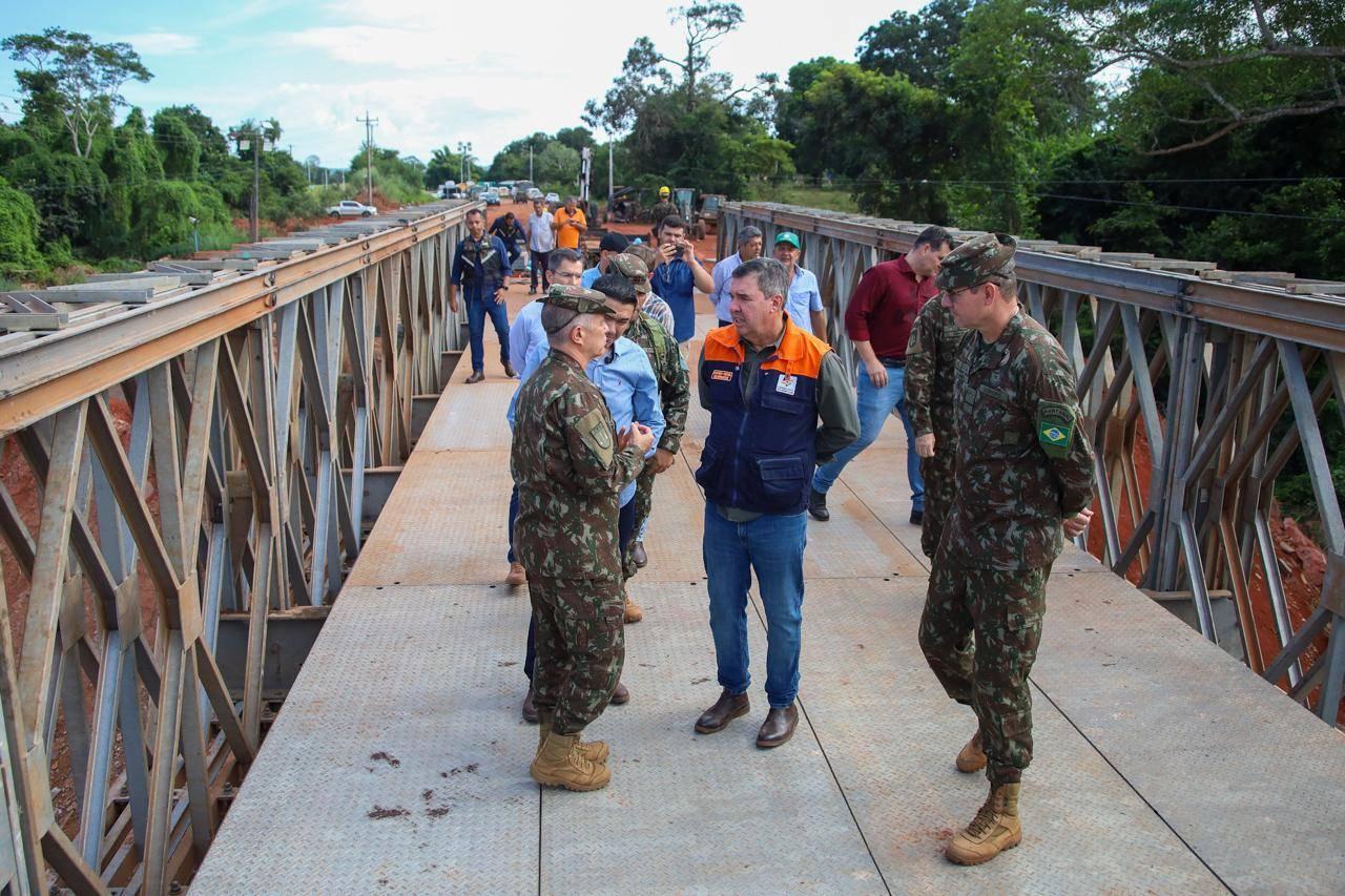 Riedel visita ponte provisória do Rio do Peixe e anuncia obras da ponte definitiva