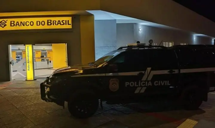 Bandidos tentam invadir agência bancária através do telhado em Brasilândia; GARRAS é acionado