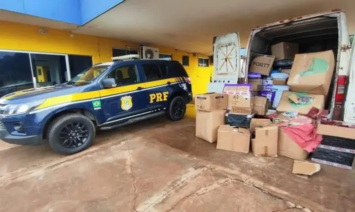Carro abarrotado de mercadorias estrangeiras é interceptado por PRF em Água Clara
