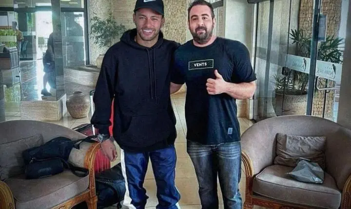 Do stand-up à lista da Forbes: Léo Alencar consolida Campo Grande como polo nacional do entretenimento