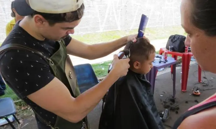 Funsat oferece curso gratuito de barbeiro na unidade das Moreninhas com início em maio