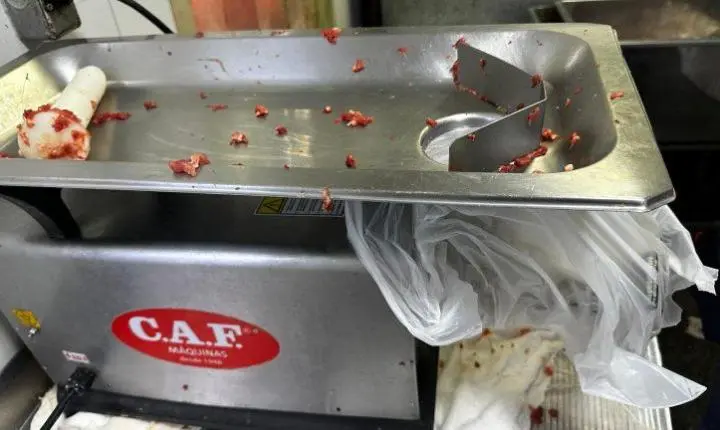 Operação conjunta leva a apreensão de mais de 2 toneladas de carnes impróprias para o consumo no Rita Vieira