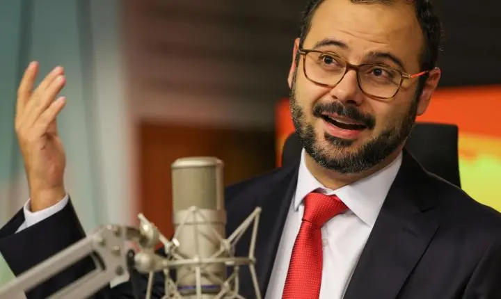 Redução da jornada vai favorecer o empreendodorismo, diz ministro